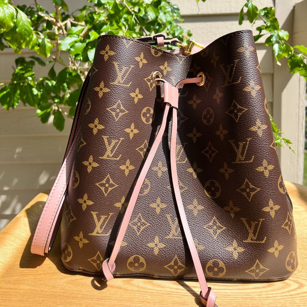 Authentic Louis Vuitton NéoNoé MM Crossbody Bucket Bag Rose Poudre